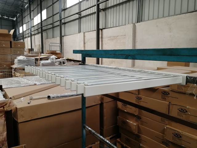 Crossbar Square Straight Arm 450mm with Chrome BZP Strip