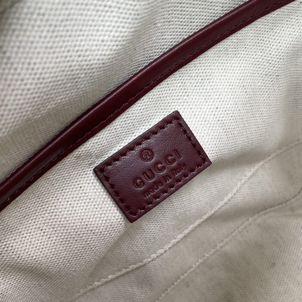820429