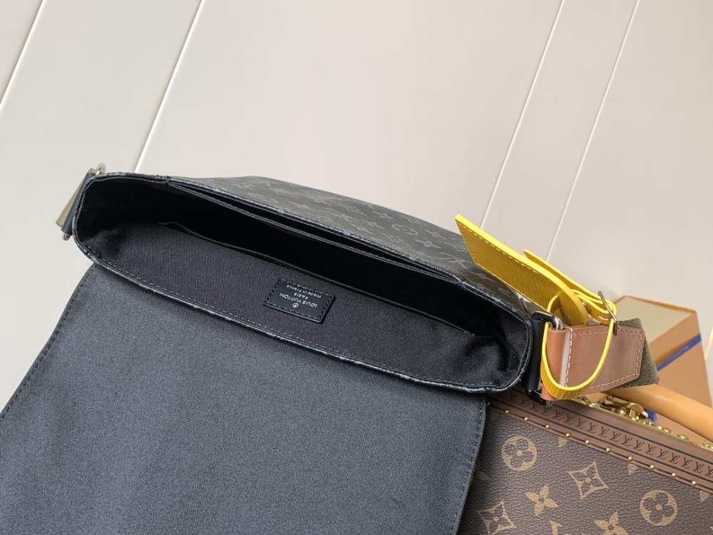 M45627