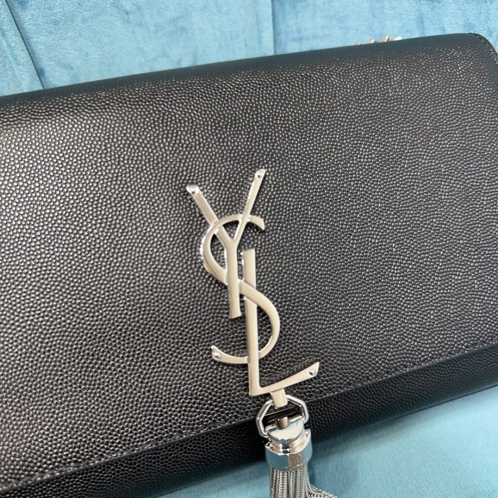 MONOGR,LAUREN,354119