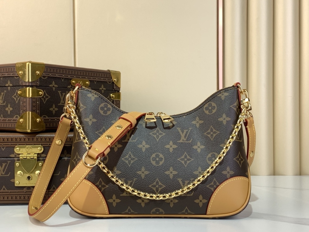 m45832