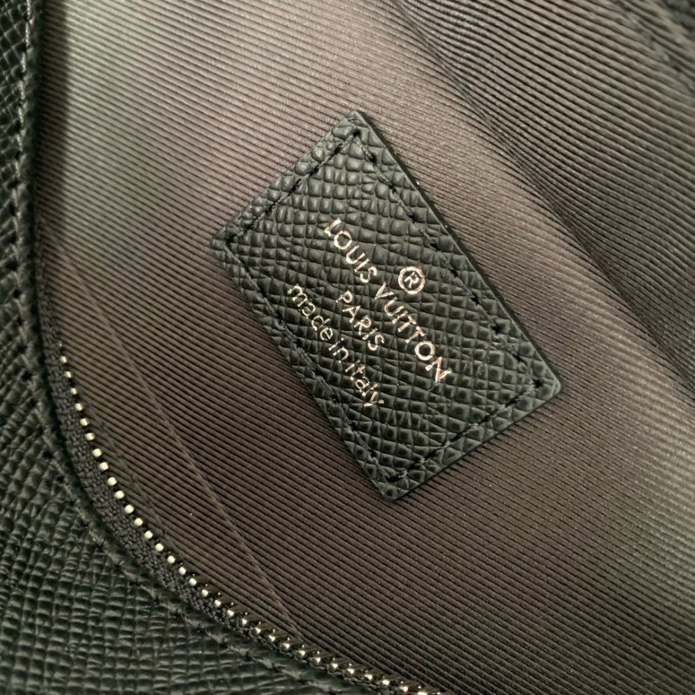 M11657