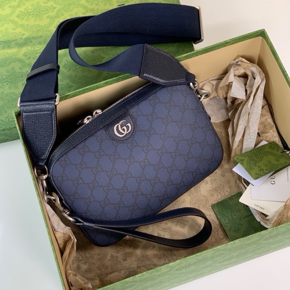 699439