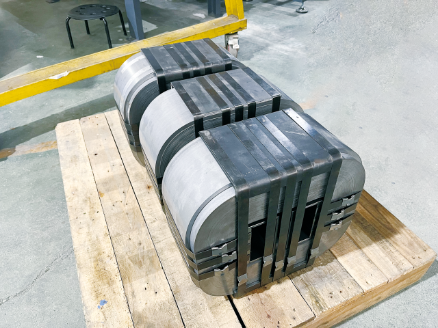 RCW-系列 开口铁芯卷绕机