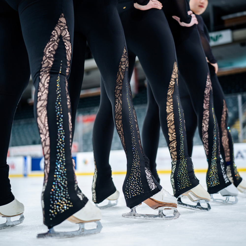 「Roses de Versailles」 Lace Skating Legging