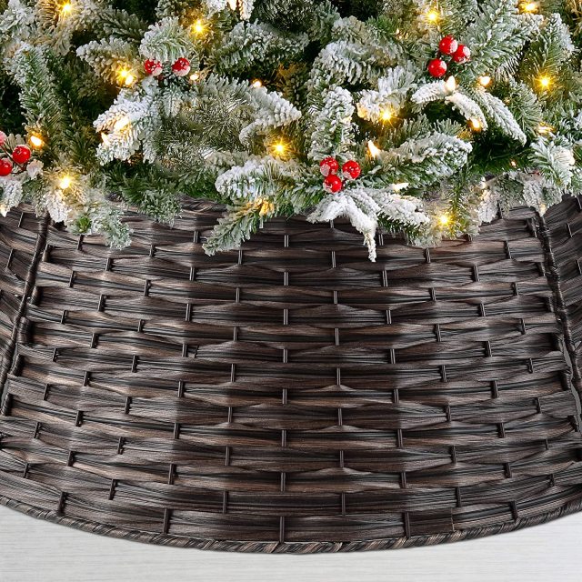 MT352 Wicker Christmas Tree Collar Skirt Ring