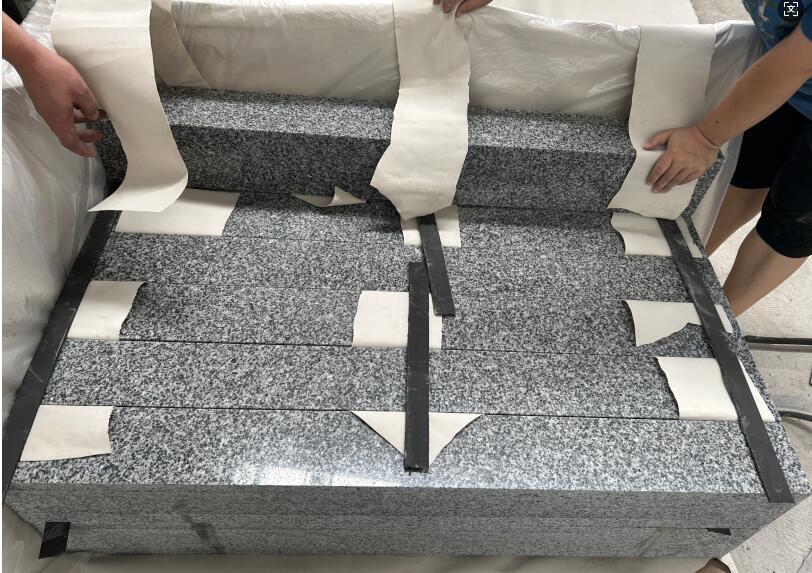 Stones mission.com,New G654 Granite Dark Grey Granite Kerbstone Xiamen Port,Xiamen Stones Mission Co.,Ltd,New G654 Granite Dark Grey Granite Kerbstone Xiamen Port