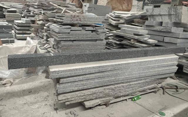 Stones mission.com,New G654 Granite Dark Grey Granite Kerbstone Xiamen Port,Xiamen Stones Mission Co.,Ltd,New G654 Granite Dark Grey Granite Kerbstone Xiamen Port