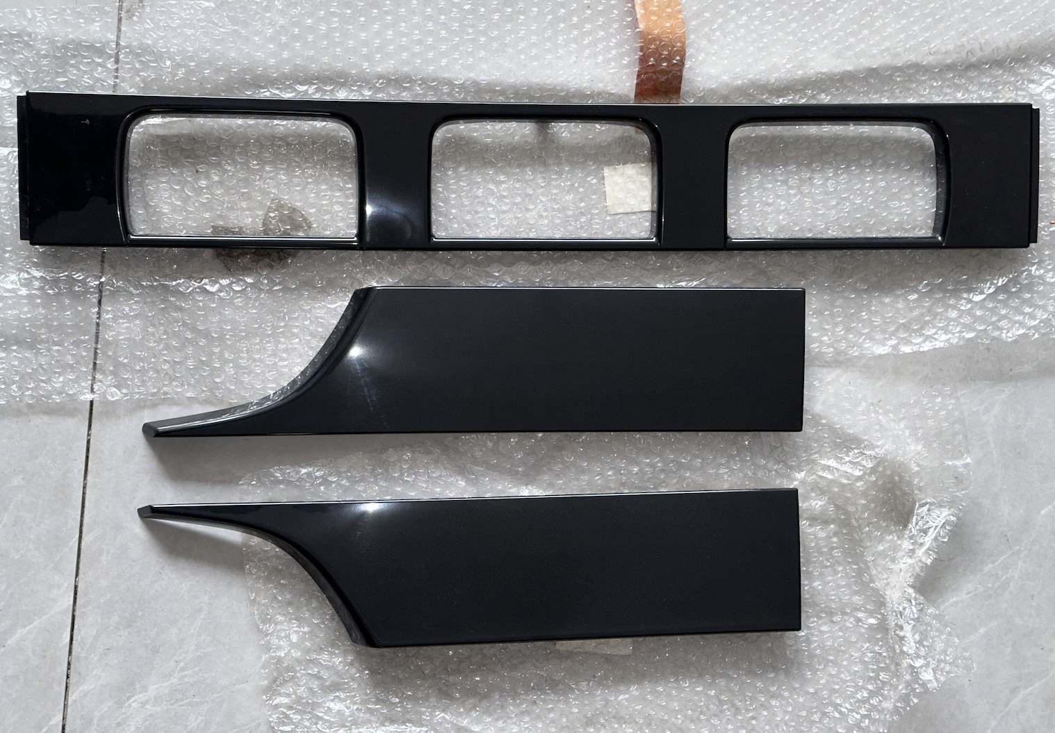 HINO 700 PROFIA TRUCK GENUINE BUMPER TRIM S521881100 S521881090 S521871100