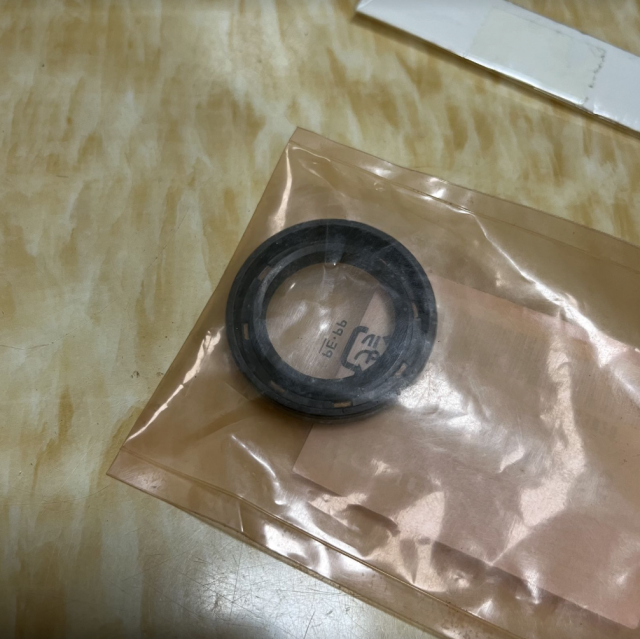 HONDA GEARBOX OIL SEAL 91216PG1005 91216-PG1-005 28X43X7MM