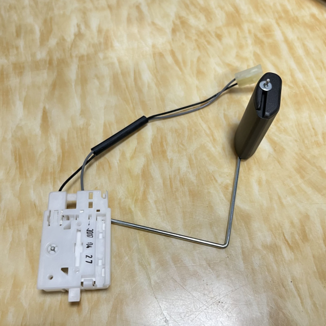 FUEL GAUGE SENDING UNIT FITS 2003-2004 KIA SORENTO 3.5L  311503E300 OIL LEVEL SENSOR 31150 3E300 31150-3E300 GENUINE PARTS