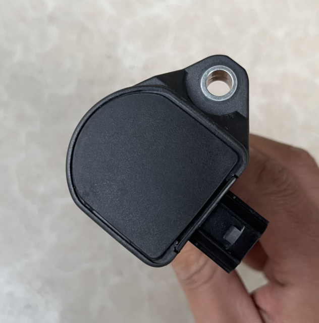 HONDA CIVIC 2006-2011 1.8L UF582 C1580 UF-582 30520 RNA A01 30520RNAA01 GENUINE PARTS 30520-RNA-A01 099700-101 NEW IGNITION COIL