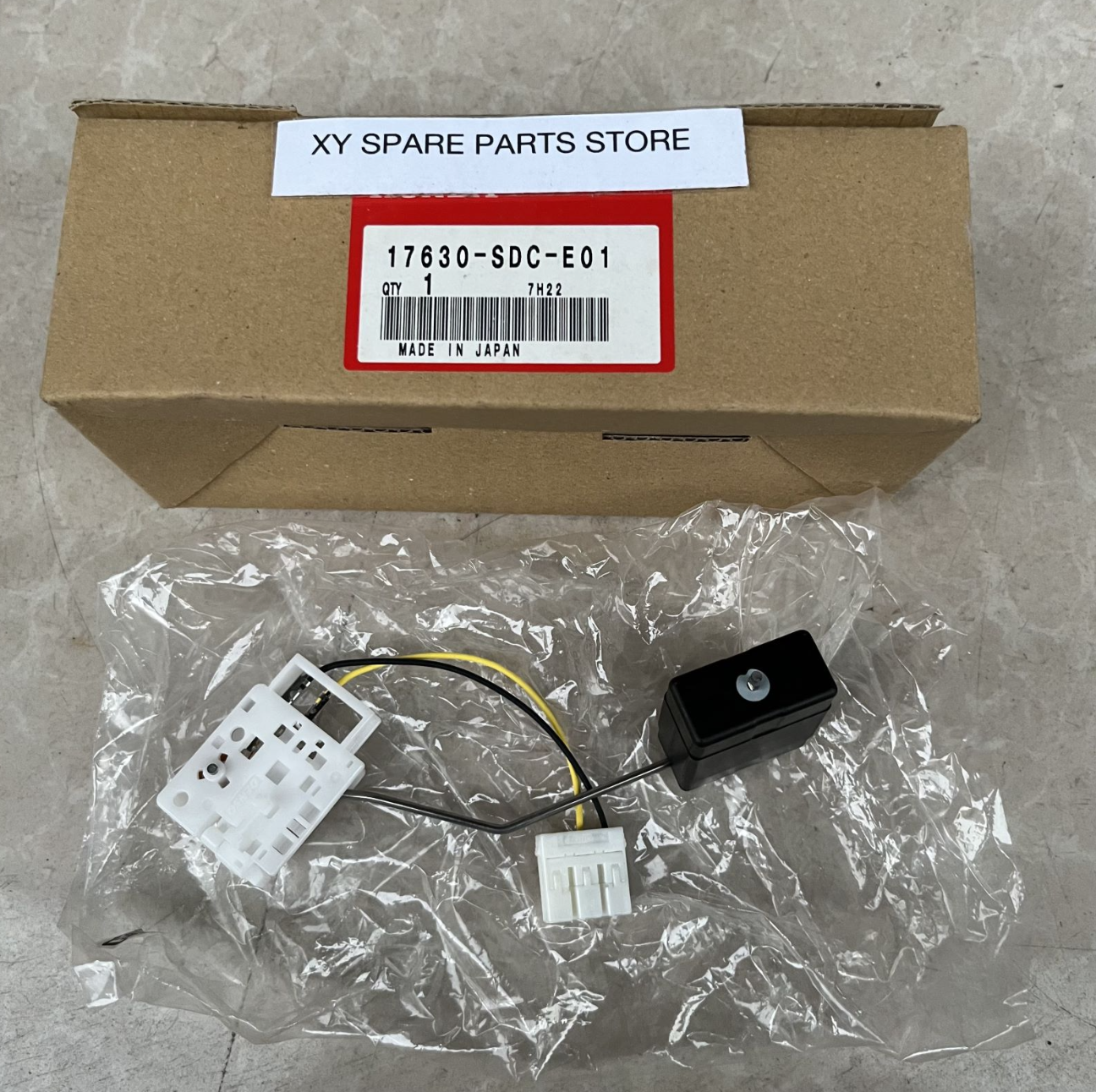 HONDA ODYSSEY FIT CITY CROSSTOUR 2003 - 2016 GENUINE PARTS 34100-S60-013 LICENSE PLATE LIGHT LAMP LENS 34100-S60-013
