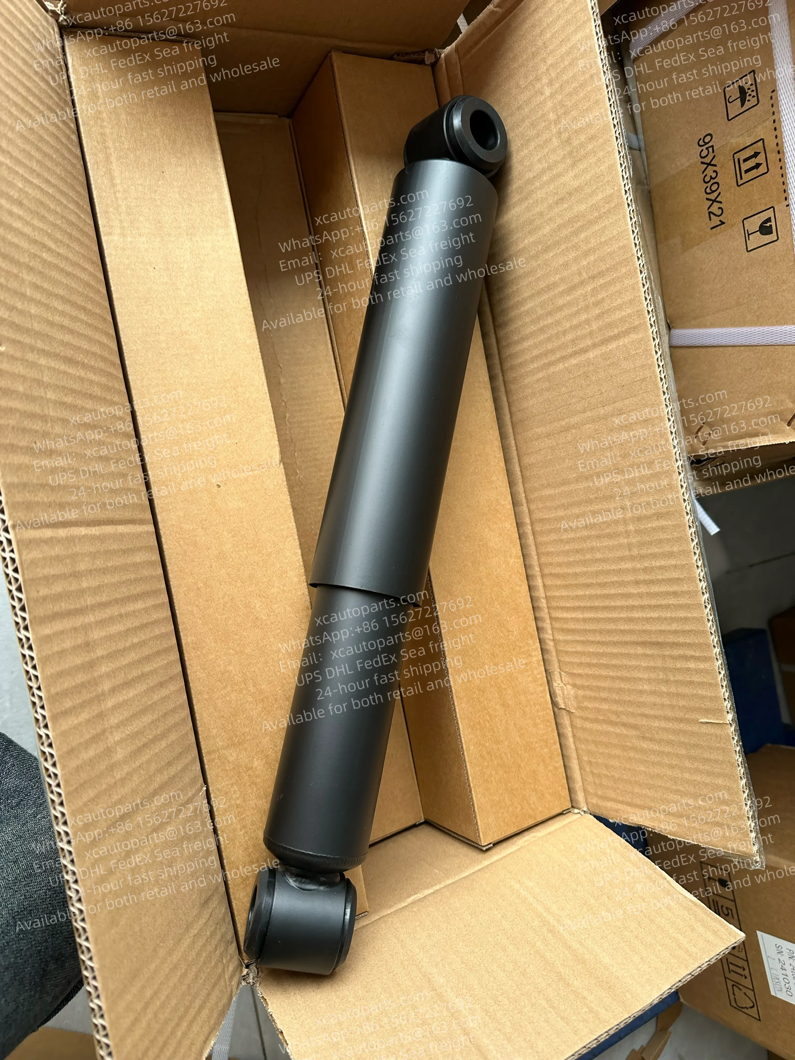 HINO TRUCK LEAF SPRING SHOCK ABSORBER 446005