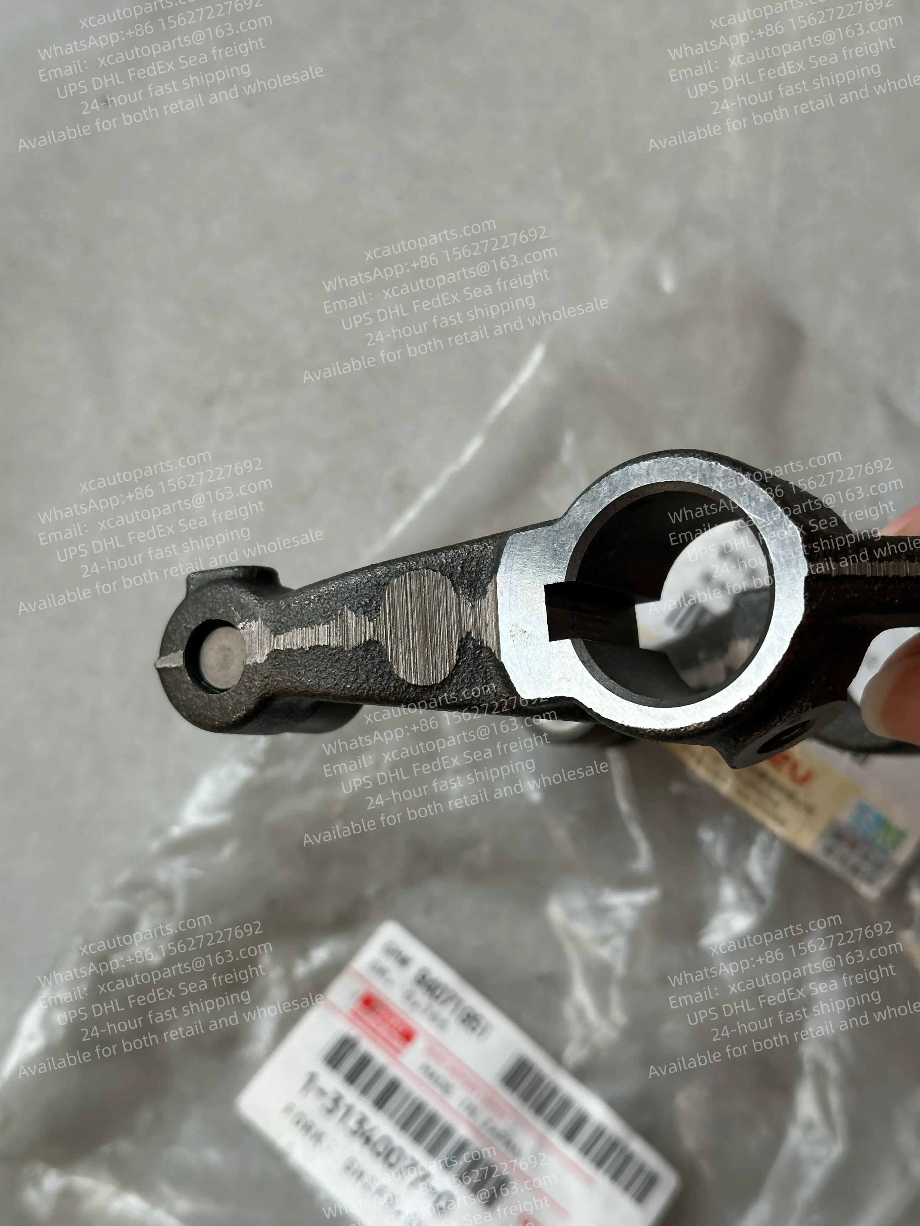 ISUZU FVR FVZ FSR FRR CLUTCH SHAFT FORK 1-31340077-0 1313400770