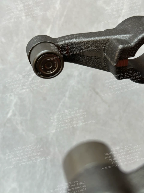 ISUZU FVR FVZ FSR FRR CLUTCH SHAFT FORK 1-31340077-0 1313400770