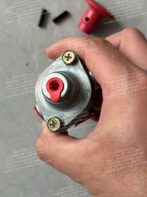 NISSAN DIESEL UD TRUCK BRAKE SWITCH VALVE