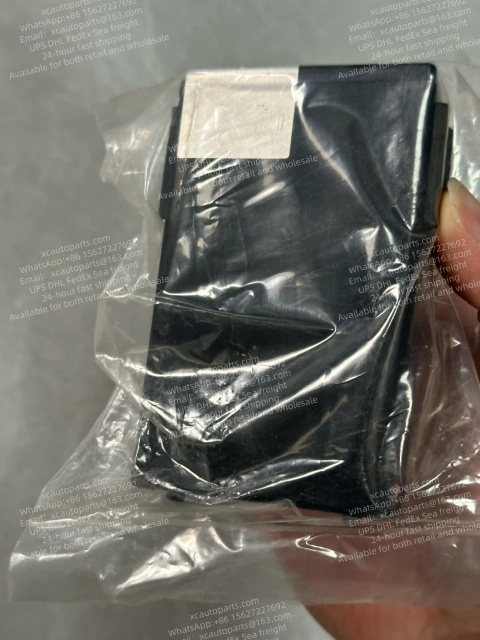 ISUZU DIESEL TRUCK SPEED SENSOR CONTROL UNIT 1801901570 07  1-80190157-0