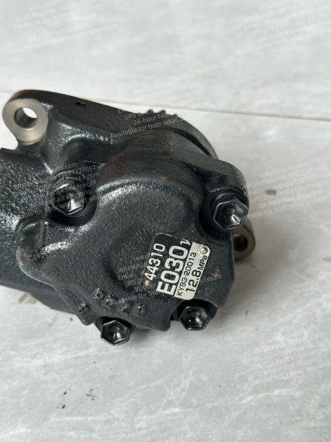 NISSAN UD HINO J08E ENGINE POWER STEERING PUMP