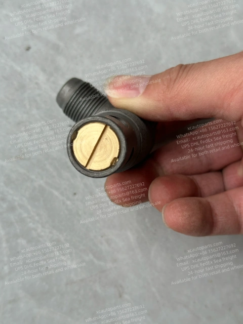 ISUZU GIGA TRUCK 10PE1 6WF1  AIR TANK CHECK VALVE 