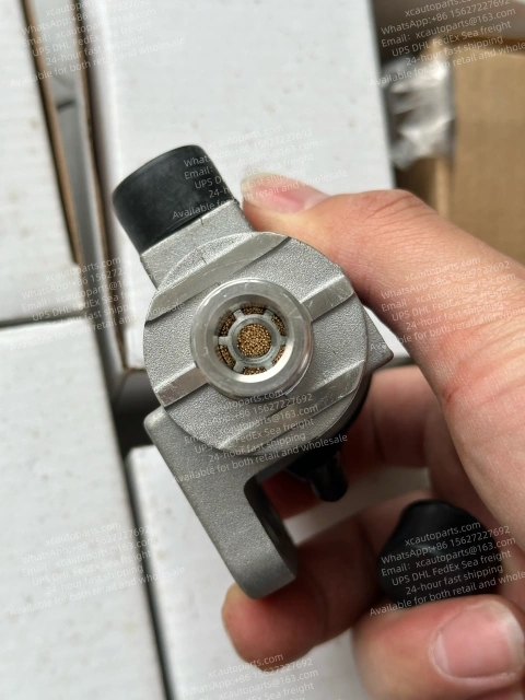 ISUZU GIGA 10PE1 6WF1  AIR CONTROL GOVERNOR 1-48350-058-0 1-48350058-0