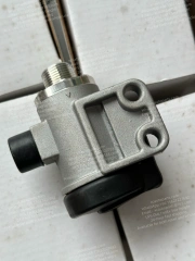 ISUZU GIGA 10PE1 6WF1  AIR CONTROL GOVERNOR 1-48350-058-0 1-48350058-0