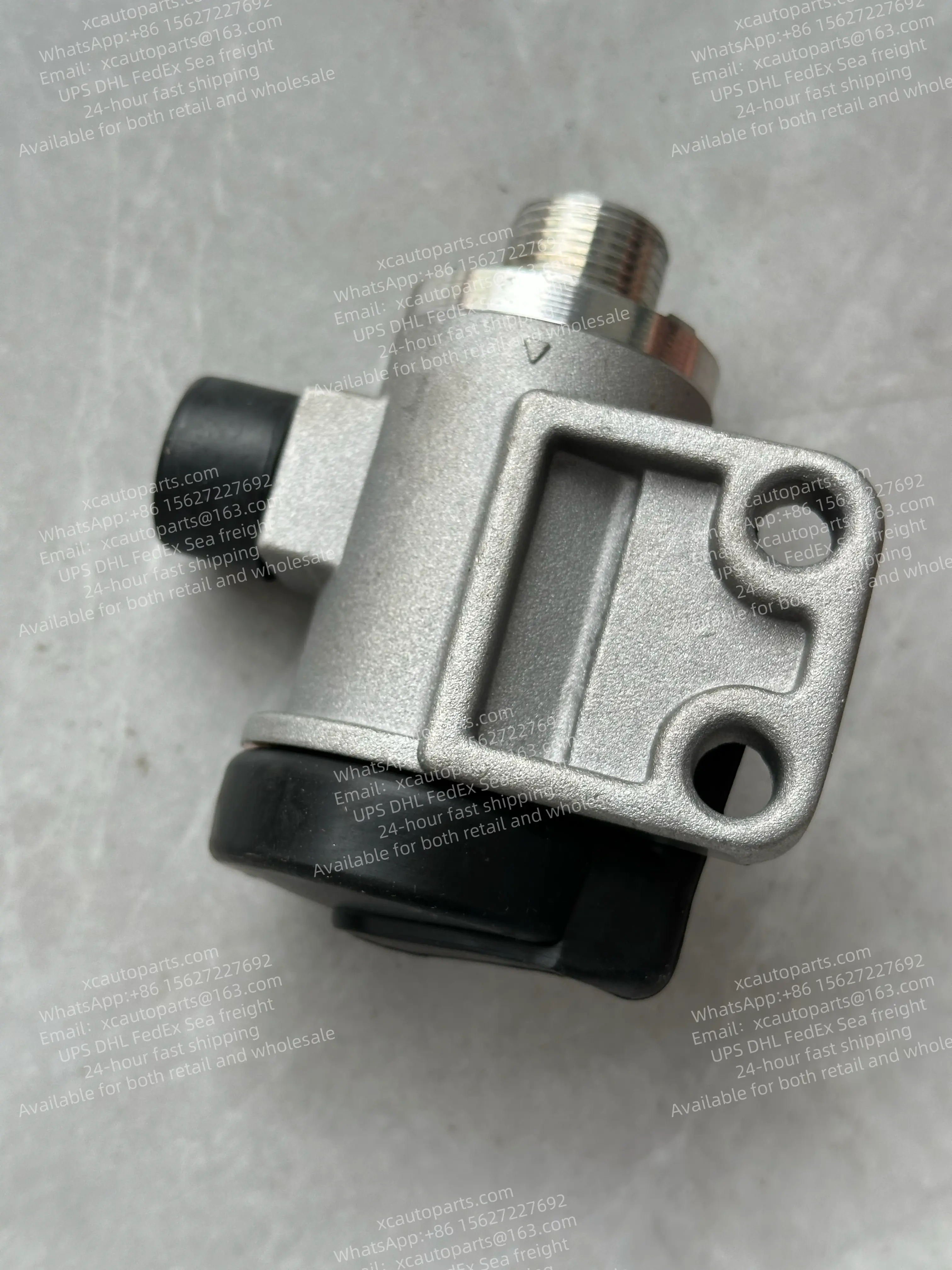 ISUZU GIGA 10PE1 6WF1  AIR CONTROL GOVERNOR 1-48350-058-0 1-48350058-0