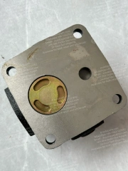 HINO H07D ENGINE AIR COMPRESSOR CYLINDER HEAD