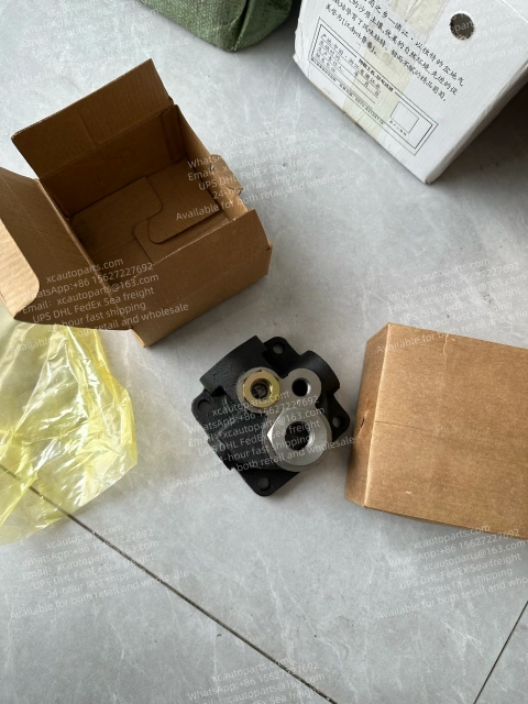 HINO H07D ENGINE AIR COMPRESSOR CYLINDER HEAD