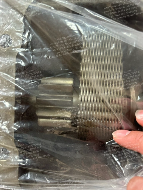 ISUZU GIGA TRUCK MJT7S MJT7R GEAR BOX PTO ORIGINAL GENUINE PARTS