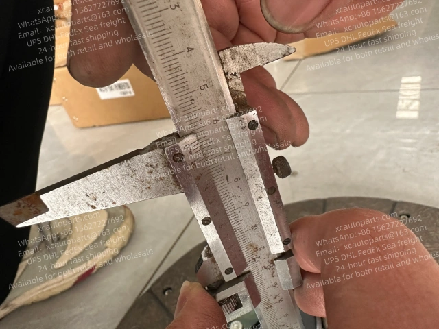 MITSUBISHI FUSO TRUCK ME550105 CLUTCH DISC 430MM*14T*48MM 17 INCHES