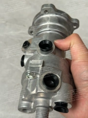  ISUZU DIESEL TRUCK BRAKE VALVE