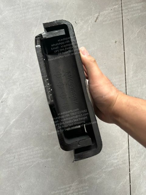 MITSUBISHI FUSO FV51J 6M70 ENGINE ENGINE MOUNTING RH