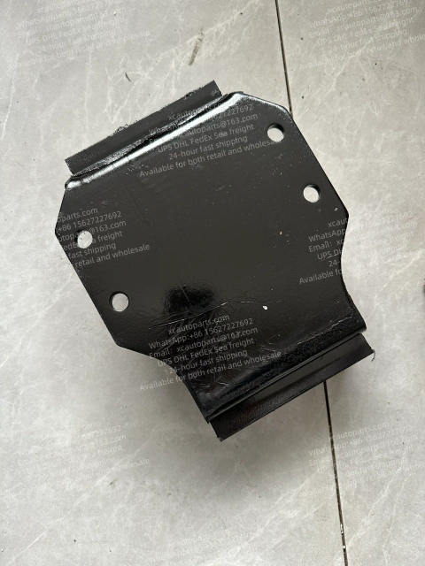 MITSUBISHI FUSO FV51J 6M70 ENGINE ENGINE MOUNTING RH