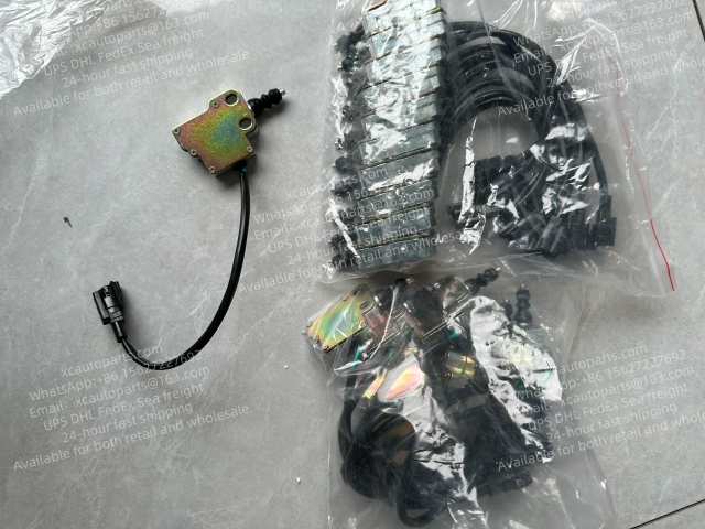  MITSUBISHI FUSO SUPER GREAT TRUCK CAB TILTING CYLINDER SWITCH