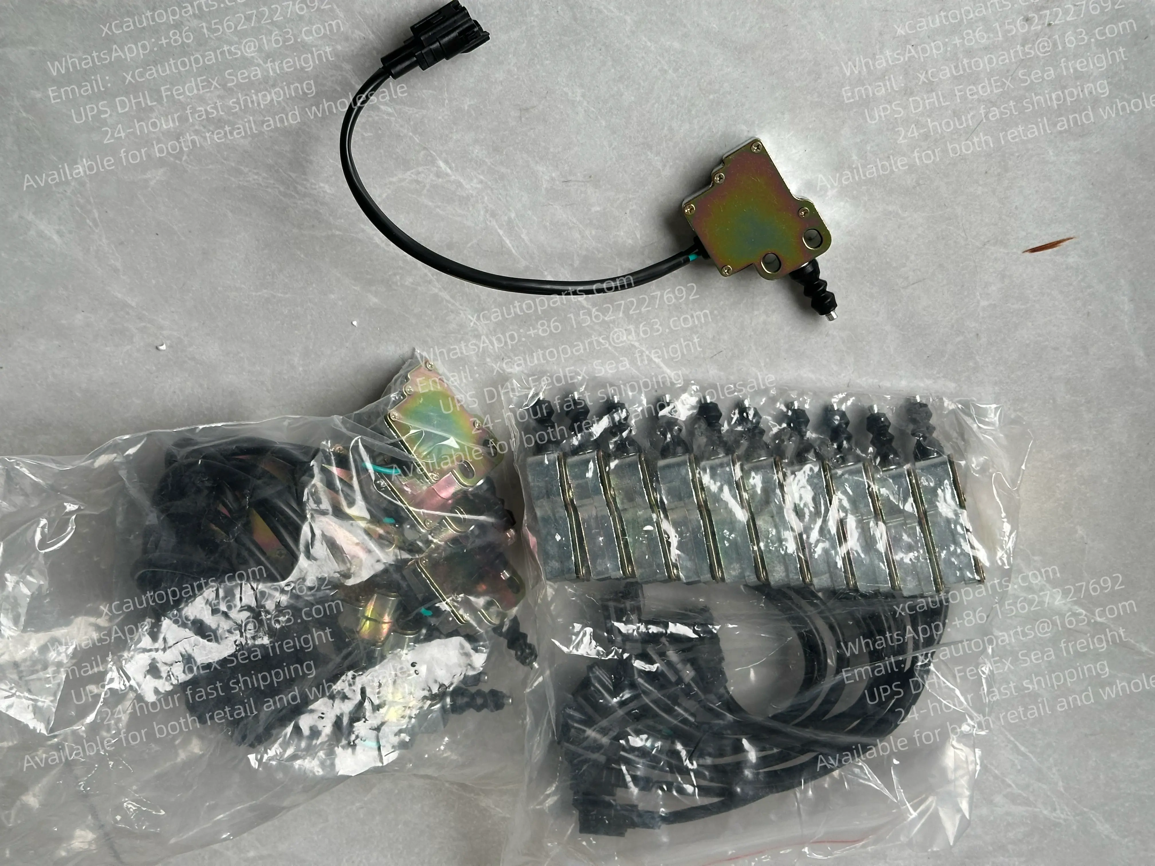  MITSUBISHI FUSO SUPER GREAT TRUCK CAB TILTING CYLINDER SWITCH