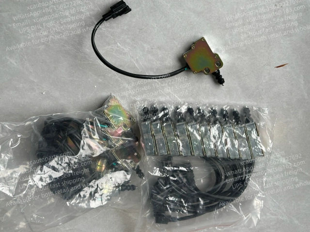  MITSUBISHI FUSO SUPER GREAT TRUCK CAB TILTING CYLINDER SWITCH