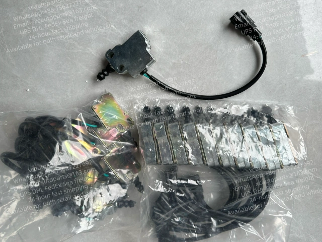  MITSUBISHI FUSO SUPER GREAT TRUCK CAB TILTING CYLINDER SWITCH