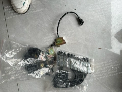  MITSUBISHI FUSO SUPER GREAT TRUCK CAB TILTING CYLINDER SWITCH