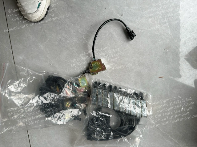  MITSUBISHI FUSO SUPER GREAT TRUCK CAB TILTING CYLINDER SWITCH