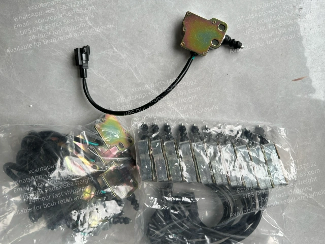  MITSUBISHI FUSO SUPER GREAT TRUCK CAB TILTING CYLINDER SWITCH