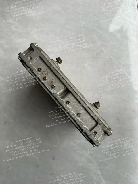 ISUZU 6WG1 6WG1-2 ENGINE ECU ECM CONTROL UNIT 180110-7060 407914-3470