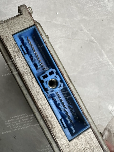 ISUZU 6WG1 6WG1-2 ENGINE ECU ECM CONTROL UNIT 180110-7060 407914-3470