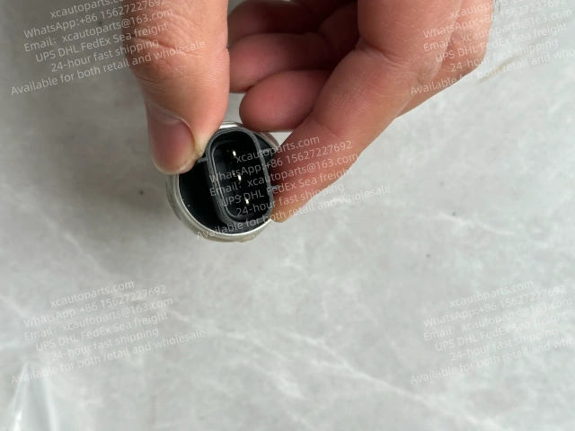 HINO 700 PROFIA FS1E ZS1E SH1E FY1E E13C TRUCK ODOMETER SPEED SENSOR