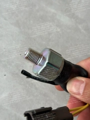 ISUZU GIGA TRUCK SENSOR