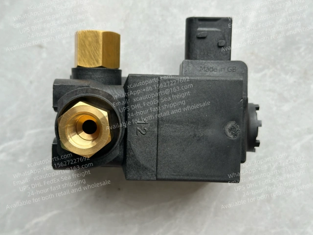  ISUZU GIGA TRUCK SOLENOID VALVE