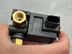  ISUZU GIGA TRUCK SOLENOID VALVE