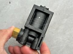  ISUZU GIGA TRUCK SOLENOID VALVE