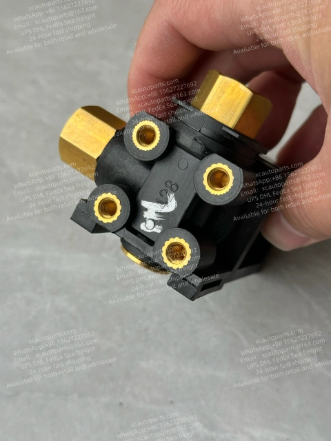  ISUZU GIGA TRUCK SOLENOID VALVE