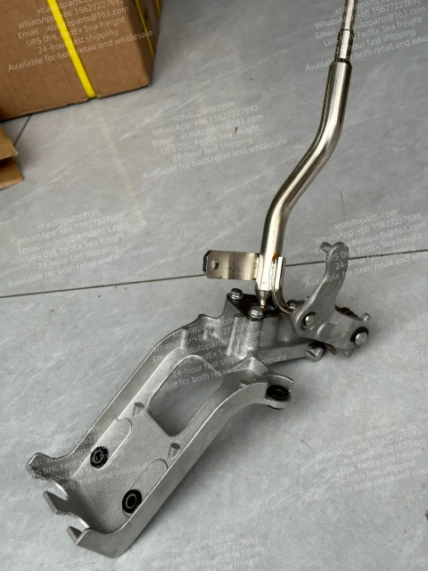 HINO 500 RANGER TRUCK GEAR LEVER SEAT